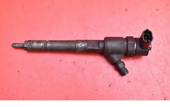 Fuel injector