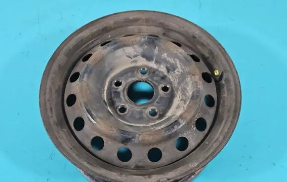 Toyota Auris 150 R15 steel rim IMPRK1387206
