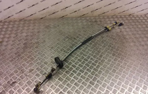 Opel Insignia A Gear shift cable linkage 55488640