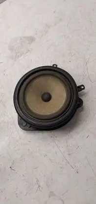 Audi A3 S3 8P Front door speaker 8p0035411