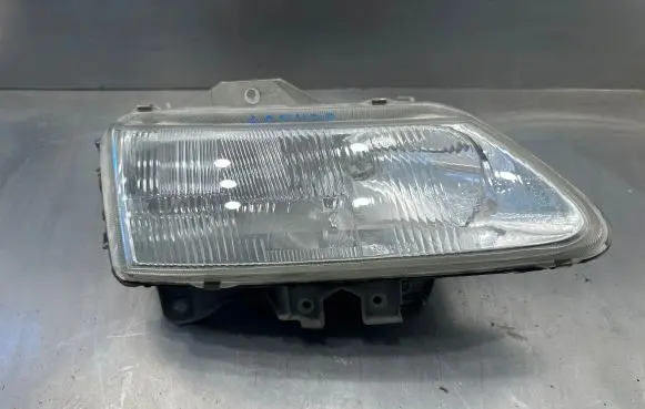 Renault Laguna I Headlight/headlamp