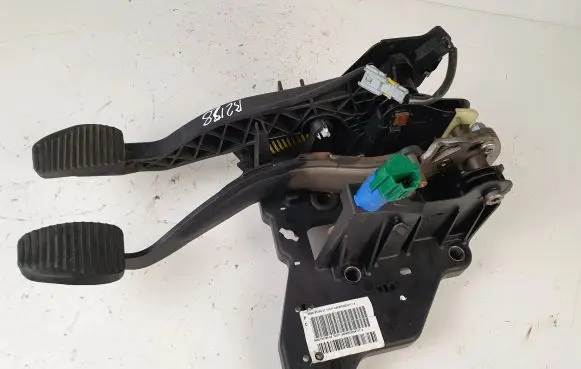 Peugeot 508 Pedal assembly 9685793780