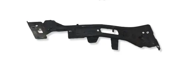 Audi A5 Fender mounting bracket 8W6821132B