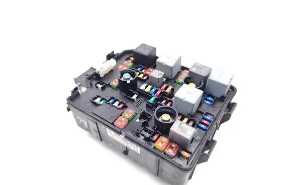 Opel Mokka Fuse module 95263744