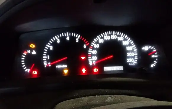 Toyota Corolla Verso E121 Speedometer (instrument cluster) 8380013150 2574108790