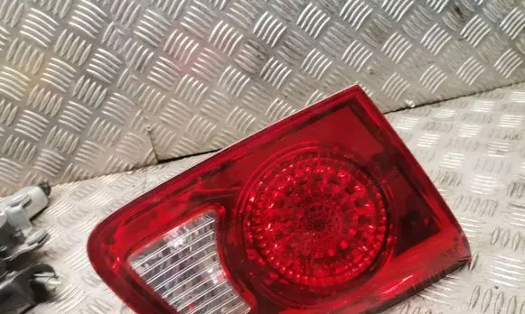 Hyundai Santa Fe Tailgate rear/tail lights 924052b000