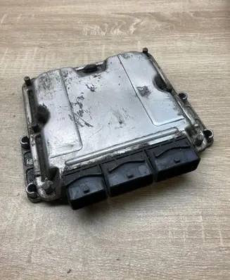 Renault Espace - Grand espace IV Engine control unit/module ECU 8200309318 0281011325