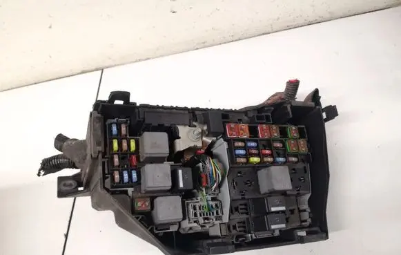 Ford Galaxy Fuse box set 6g9114a076ca 6g91-14a076-ca