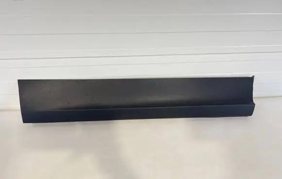 Porsche Cayenne (9Y0 9Y3) Rear door trim (molding) 9Y0839096D