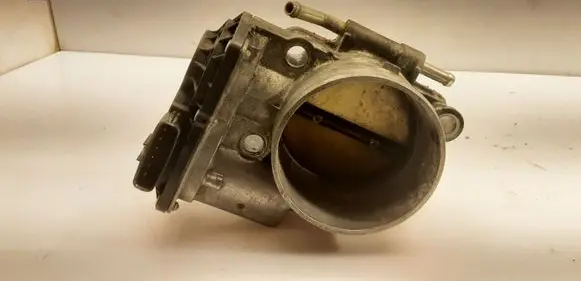 Jaguar XF X250 Throttle valve 8W939F991CA