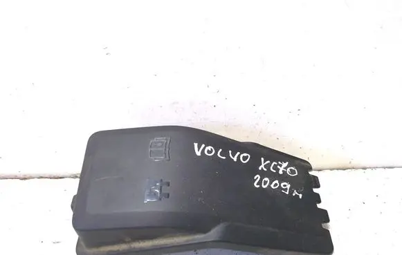 Volvo XC70 Fuse box cover 8G9T14A076