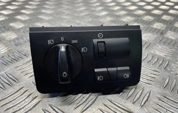 BMW X5 E53 Light switch 6909775 134168 037045061