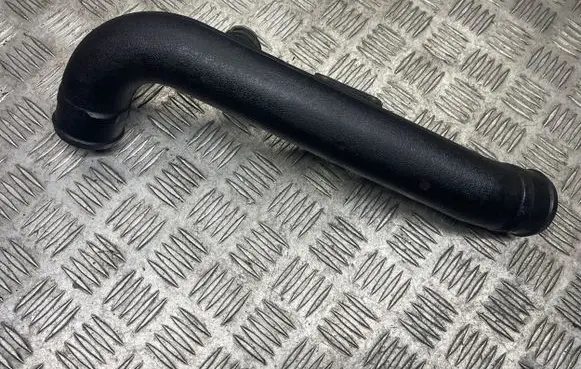 Audi A4 S4 B5 8D Intercooler hose/pipe 8D0145840A 546990