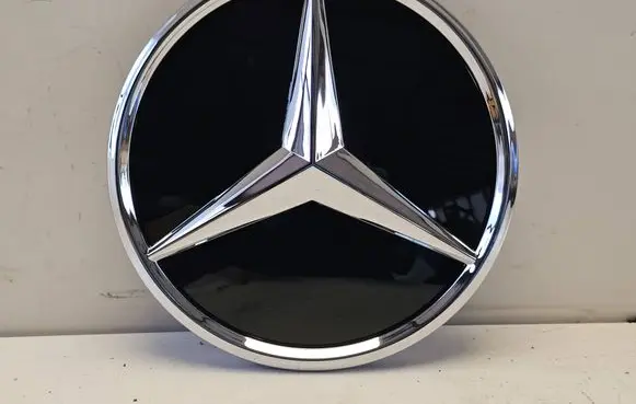 Mercedes-Benz V Class W447 Manufacturer badge logo/emblem A0008800300 A0008881600