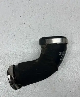 Porsche Macan (95B) Intercooler hose/pipe 95B145833F 45910
