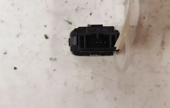 Volvo V60 Engine start stop button switch 10011479 31316791 10047145