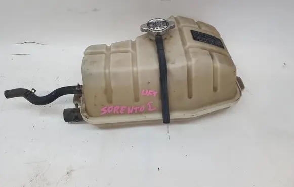 KIA Sorento Coolant expansion tank/reservoir 254303E400