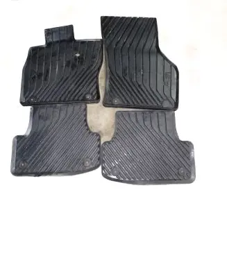 Audi A3 S3 A3 Sportback 8P Car floor mat set 8V5061512 8V1061501