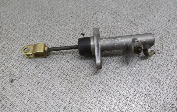 Peugeot 807 Clutch master cylinder