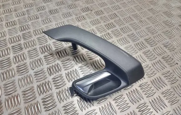 Volkswagen Cross Polo Front door interior handle 6r0867180