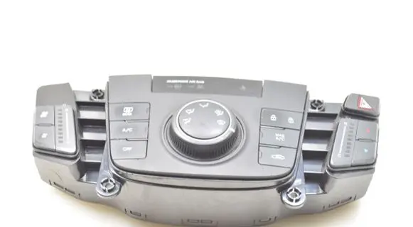 Hyundai i40 Air conditioner control unit module 972503ZCC0