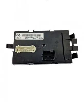 Opel Vivaro Other control units/modules P8200943305