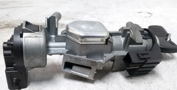 Mazda 3 I Ignition lock 3M513F880AC