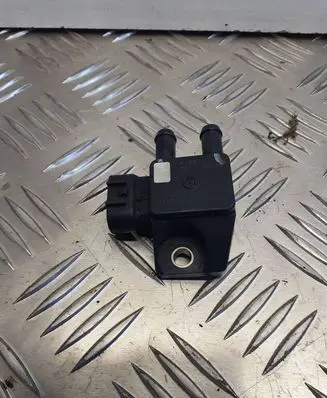 Hyundai Santa Fe Exhaust gas pressure sensor 392102A800