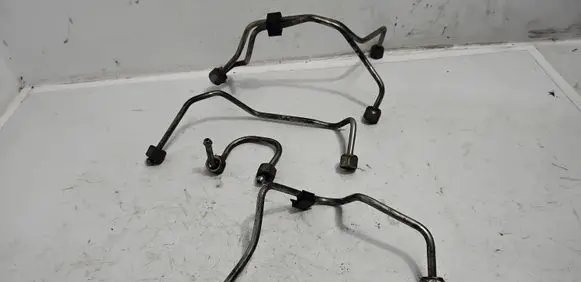 Citroen C5 Fuel main line pipe
