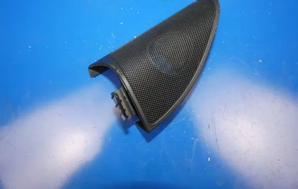 Mercedes-Benz GLC X253 C253 Side speaker trim/cover A2537200148 00000137 YA2602513