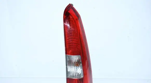 Volvo V70 Rear/tail lights 9154494