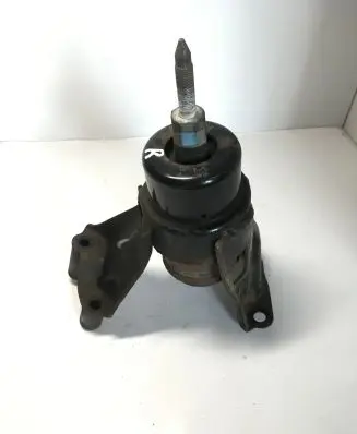 Nissan Murano Z51 Engine mount bracket