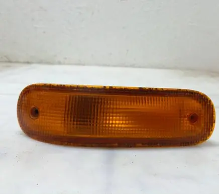 Nissan Terrano Front bumper turn signal 963252 E101379 A2810881