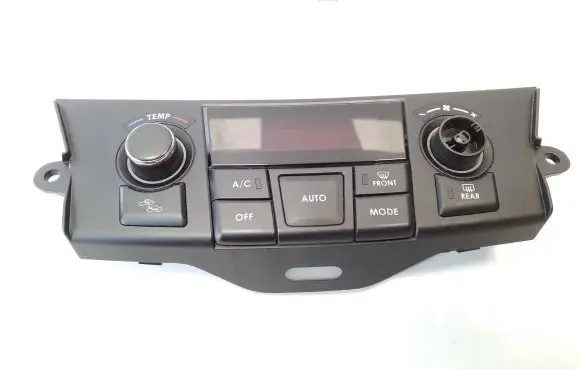 Suzuki Swift II Climate control unit 3951068L10