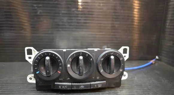 Mazda CX-7 Climate control unit