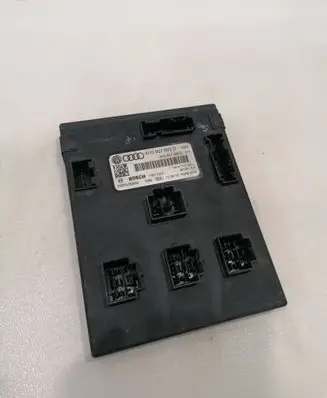 Audi A8 S8 D4 4H Comfort/convenience module 4H0907063D 15011001 F005V00804