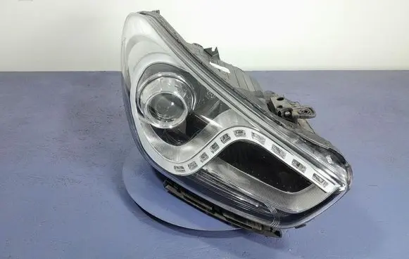Hyundai i40 Headlight/headlamp 92102-3ZXXX