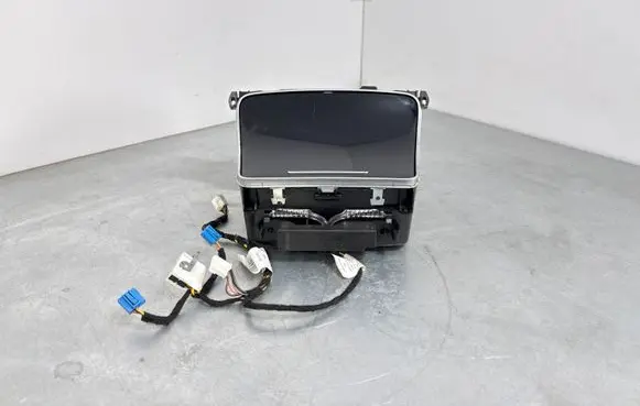 Mercedes-Benz C W205 Center console A2056800210