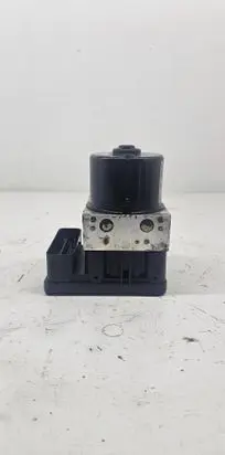 Mazda 3 I ABS Pump 10096001153 00001395G0 YU5B19C02