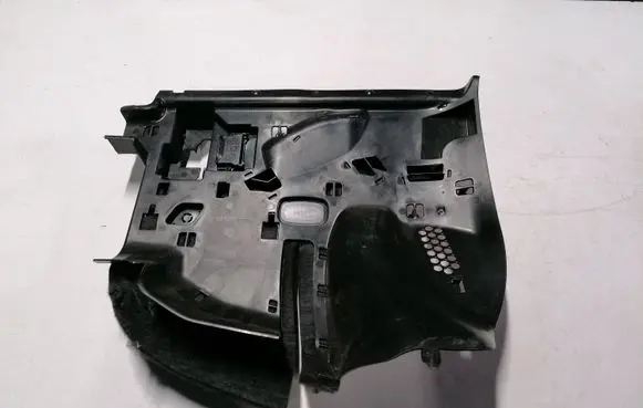 Mercedes-Benz E W212 Dashboard lower bottom trim panel A2126800889 2126800889