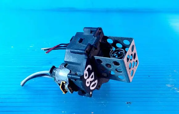 Peugeot 307 Heater blower fan relay 9658508980