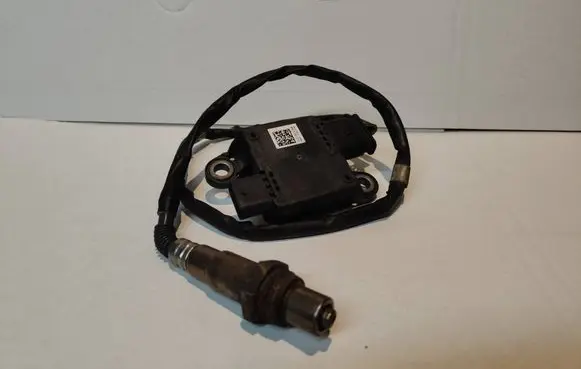 Volkswagen Crafter Lambda probe sensor 03N906261B 0382027 EGSPM21
