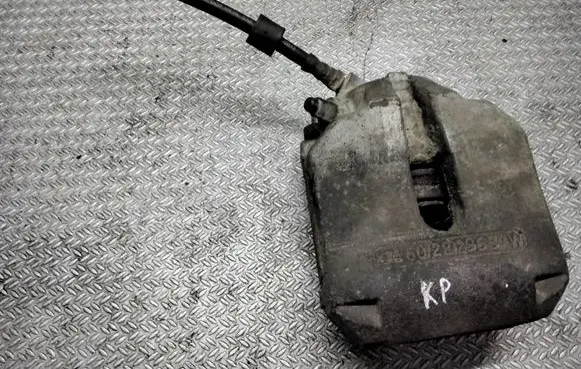 BMW 5 E39 Front brake caliper 6022296
