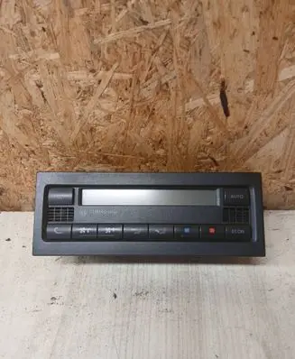 Volkswagen PASSAT B5.5 Climate control unit 3B1907044D 2400016303