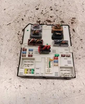 Mercedes-Benz Citan W415 SAM control unit 284B63960R DSM2010