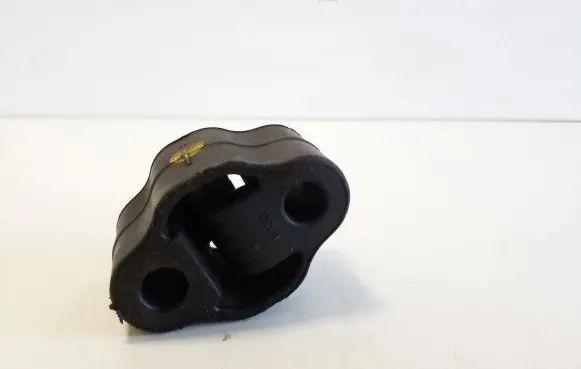 Nissan Qashqai J12 Muffler mount bracket/holder 