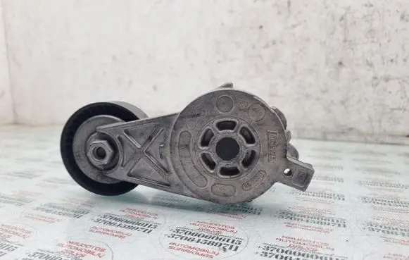 Volkswagen Touran I Alternator belt tensioner 950445 1023674