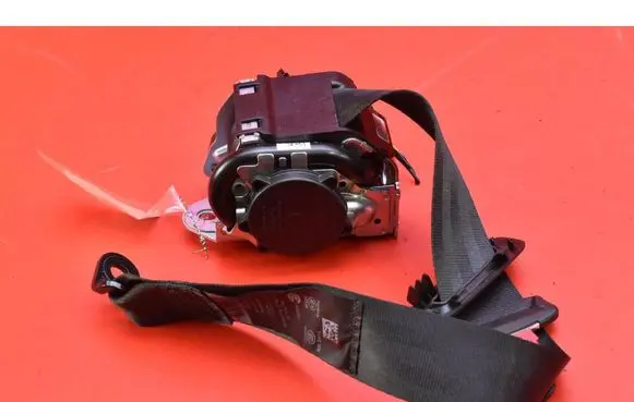 Volvo S90, V90 Front seatbelt 39836054