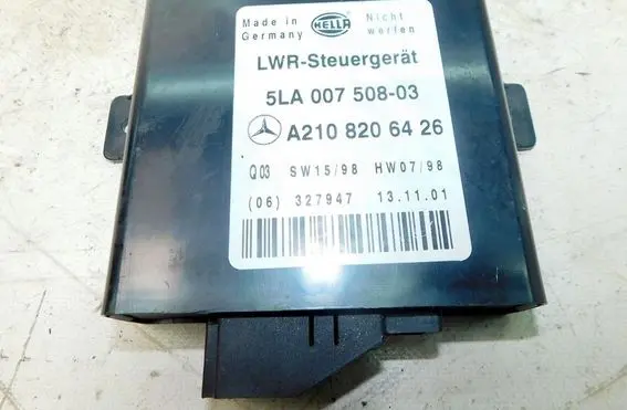 Mercedes-Benz E W210 Light module LCM 2108206426 190887