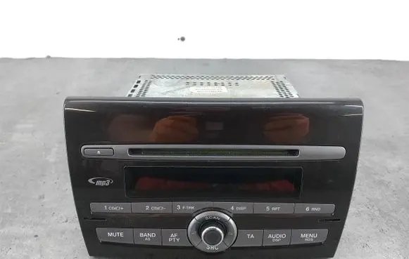 Fiat Bravo Radio/CD/DVD/GPS head unit 735484418